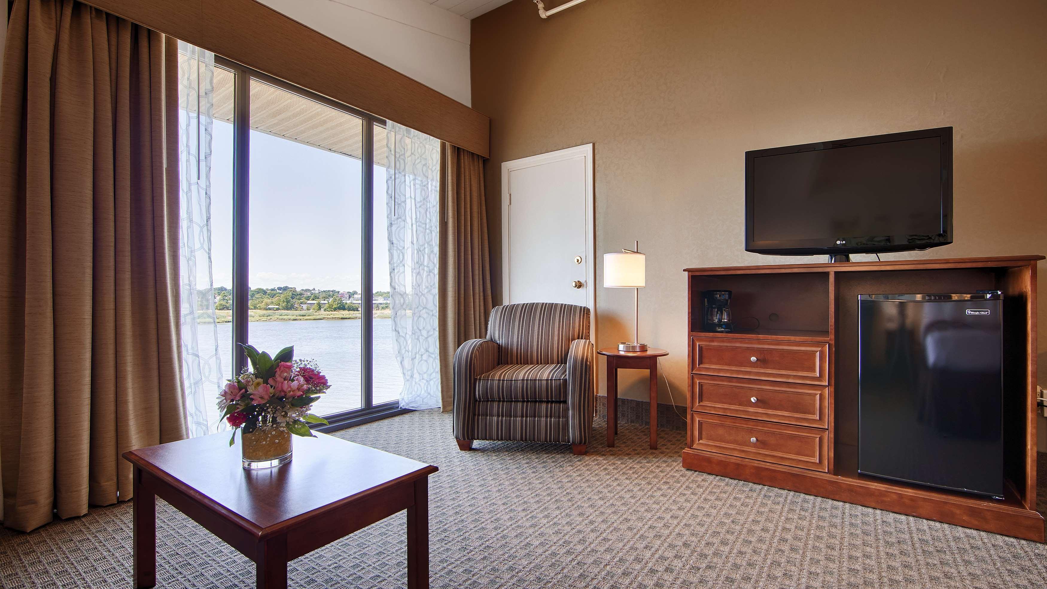 Best Western Adams Inn Quincy-Boston Exterior photo