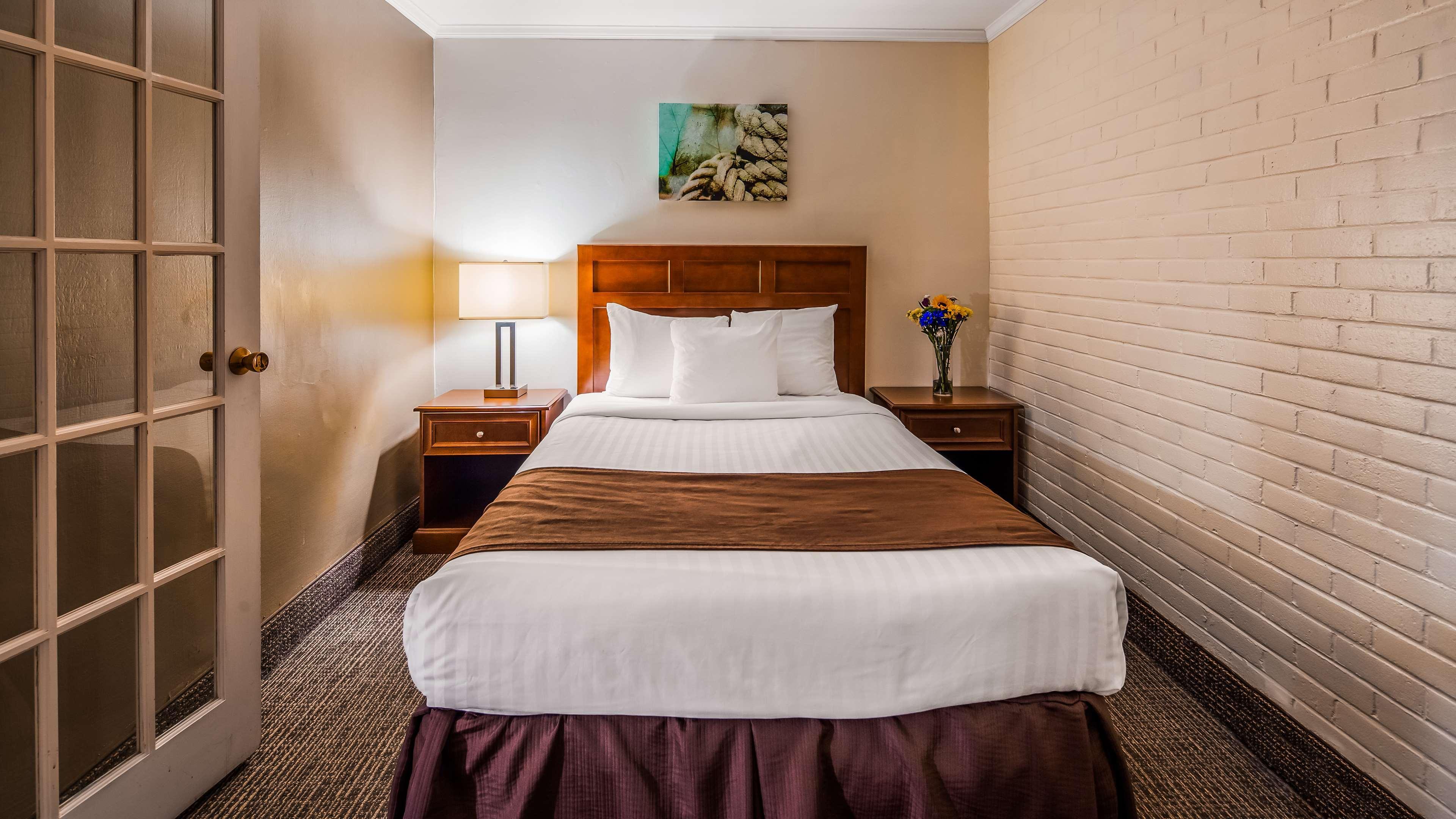 Best Western Adams Inn Quincy-Boston Exterior photo