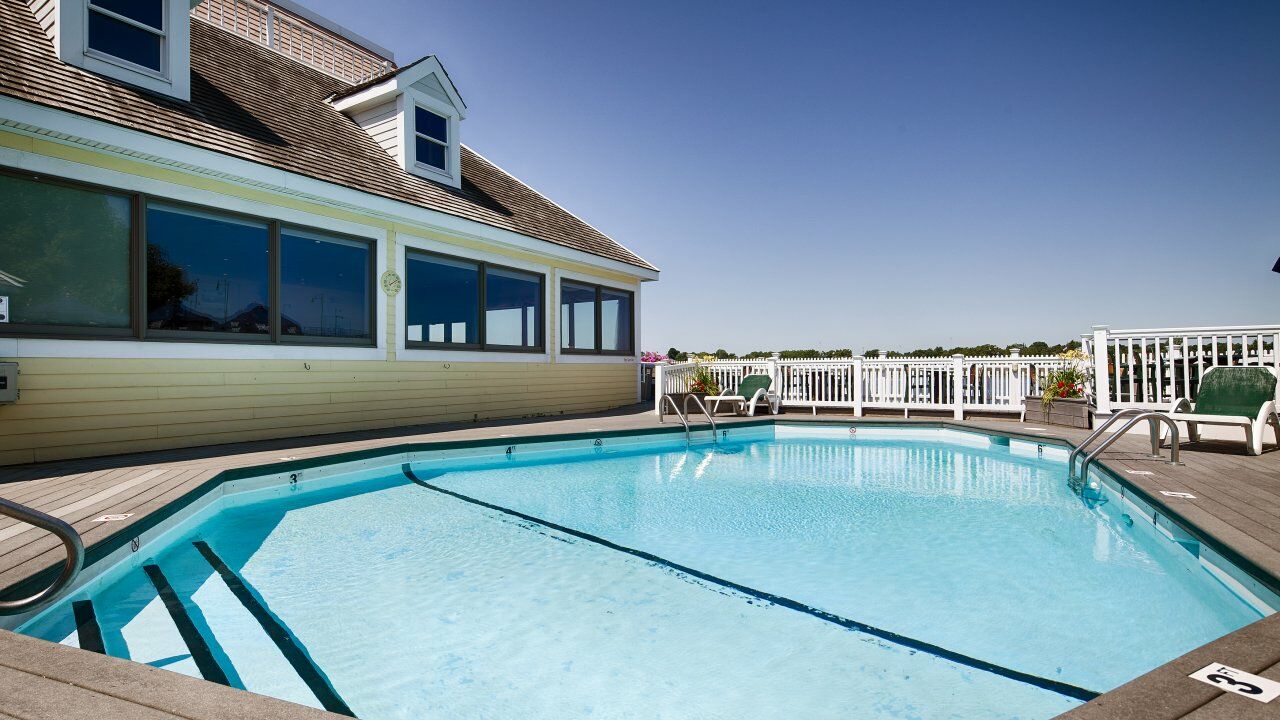 Best Western Adams Inn Quincy-Boston Exterior photo